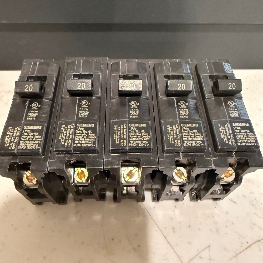 Siemens Circuit Breaker 20 Amp 1 Pole Black Excellent B120HH Type HBL 5 Pack